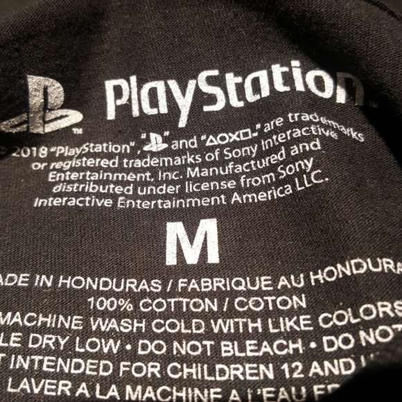 ⛔SOLD⛔ Rare PlayStation T-Shirt- NWOT - Picture 8 of 8